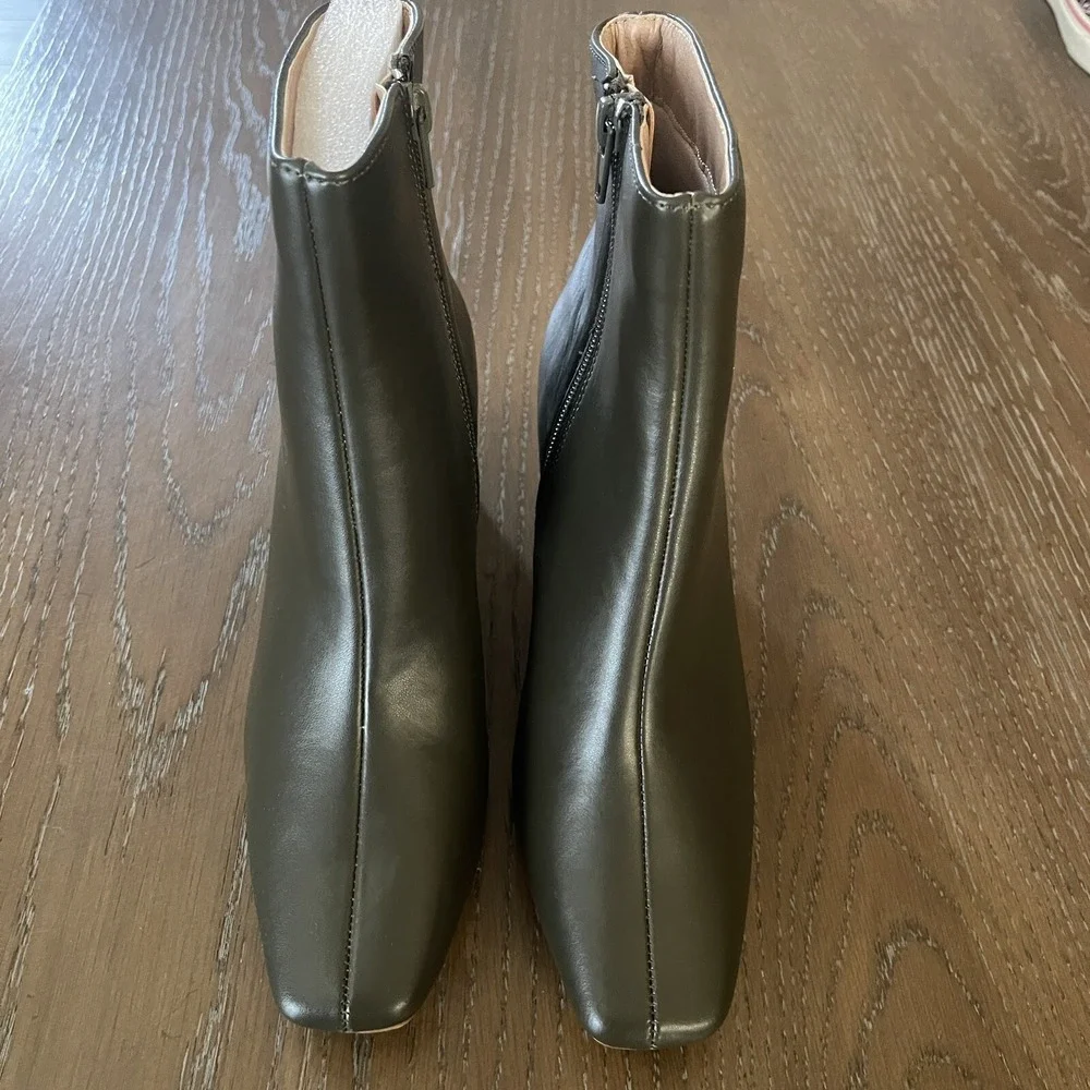 Square‎ Toe Olive Green Ankle Boots Block Heel Side Zip Booties Size 6